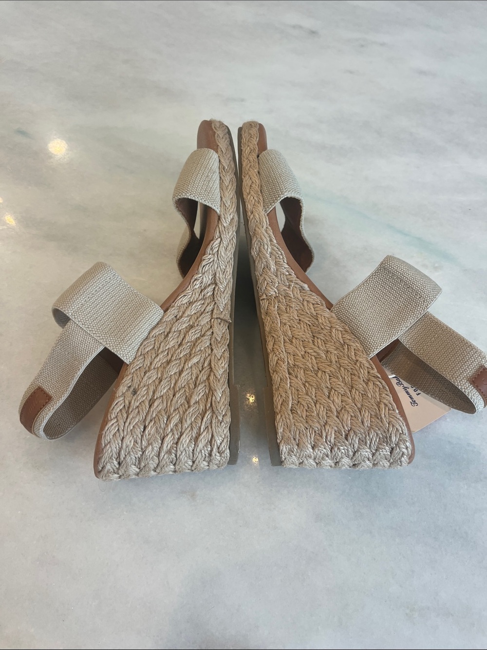NWT Tommy Bahama André Assous Allison Stretch-Linen Wedges Size 8 - Picture 9 of 12